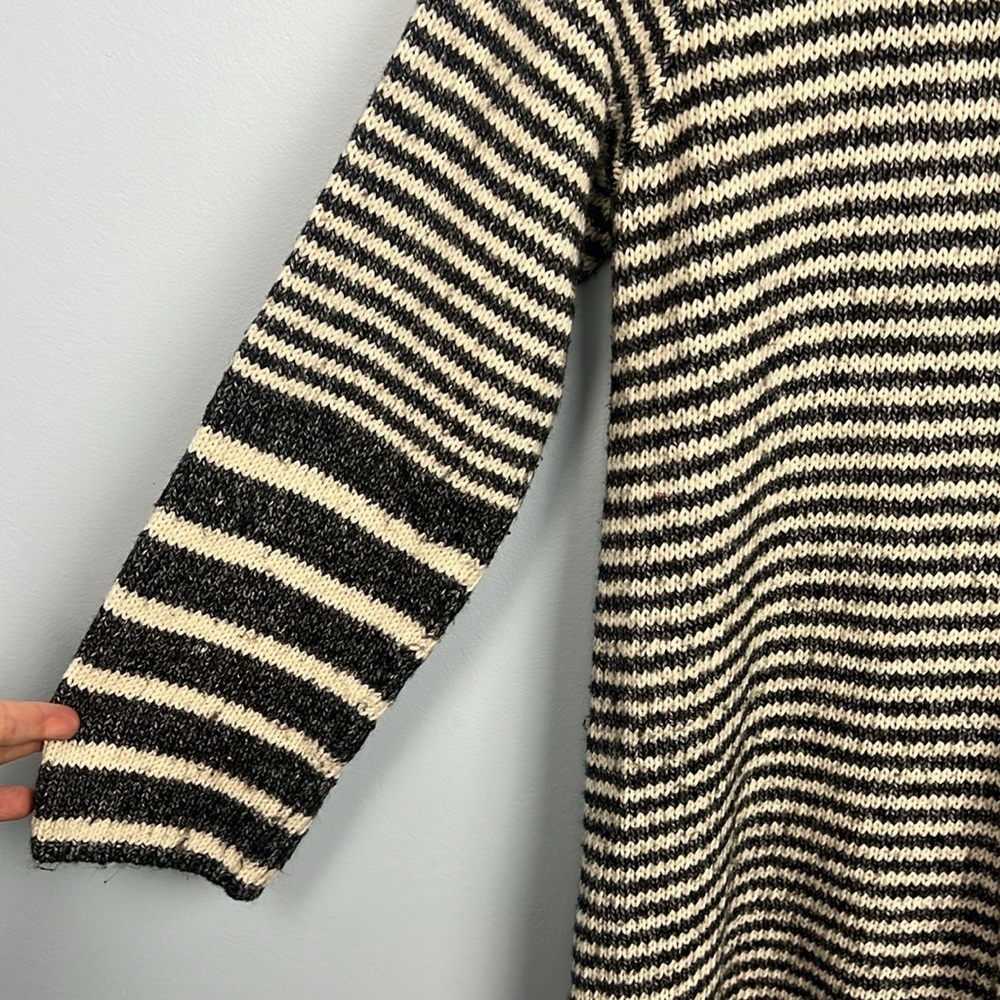 Habitat Clothes to Live in Large striped blocked sweater - Picture 8 of 8